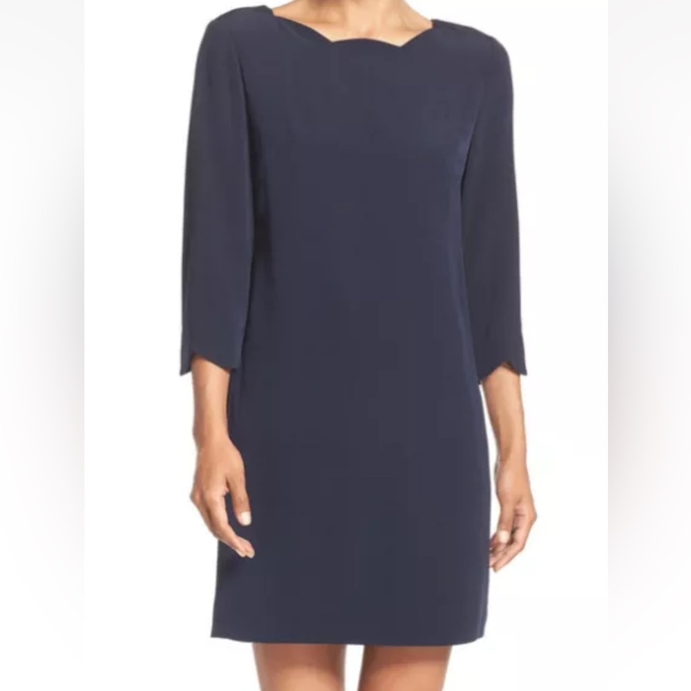 CeCe 'Leslee' Scallop Edge Shift Dress. Size 4.Black.